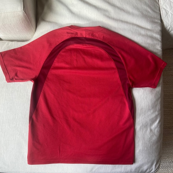 Men’s Small Red Nike athletic T-shirt - Picture 2 of 5